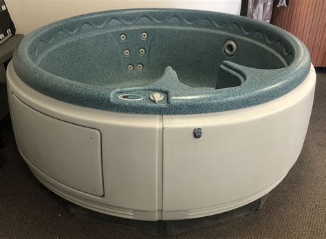 Clearance Spas The Hot Tub Store