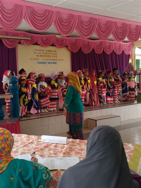 Download lagu doc borang pemarkahan pertandingan deklamasi sajak bulan (2.57mb) dan streaming kumpulan lagu doc borang untuk melihat detail lagu doc borang pemarkahan pertandingan deklamasi sajak bulan klik salah satu judul yang cocok, kemudian untuk link download. BLOG RASMI SEK. KEB MENGGONG, MELAKA: Pertandingan Pakaian ...