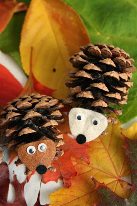 14 Kids Crafts To Make With Pine Cones Cones Crafts Fall Crafts For
