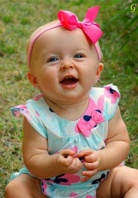 Download Beautiful Smiling Babies Wallpapers Gallery
