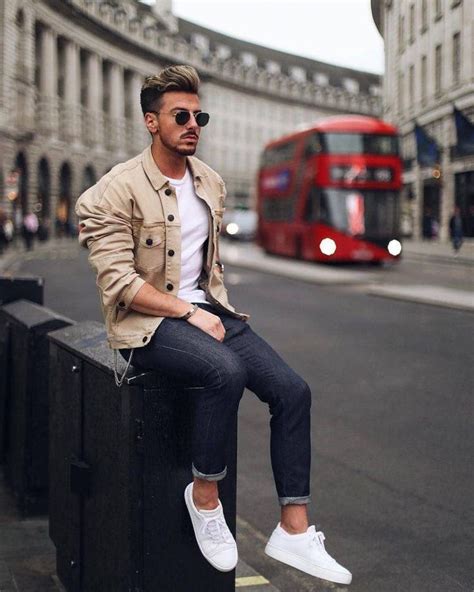 25 Outfits To Wear With White Sneakers For Men White Jeans Men Mens