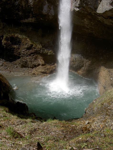 무료 이미지 폭포 형성 흐름 물줄기 Wasserfall 물 특징 육식의 베르그리스트 베르 칸톤 글로 러스