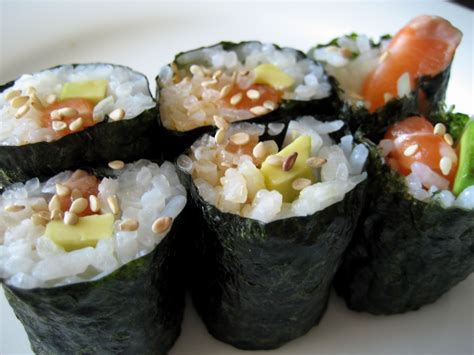 Filehomemade Sushi Rolls 2009 Wikimedia Commons