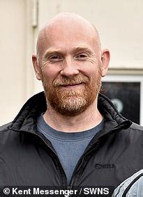 Pc wayne couzens wife meet elena couzens family: Sarah Everard: Police officer arrested over 'kidnap and ...