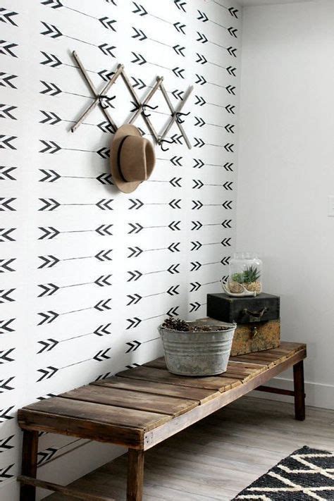 modern farmhouse entry // @simplifiedbee Wallpaper Living Room Accent