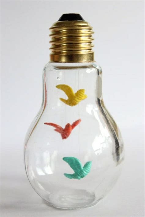Diy Decoration From Bulbs 120 Craft Ideas For Old Light Bulbs