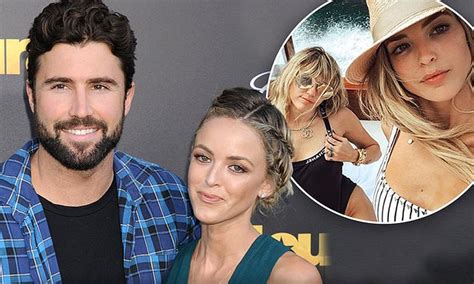 brody jenner leaves flirty comment on ex kaitlynn carter s sizzling swimsuit selfie daily mail