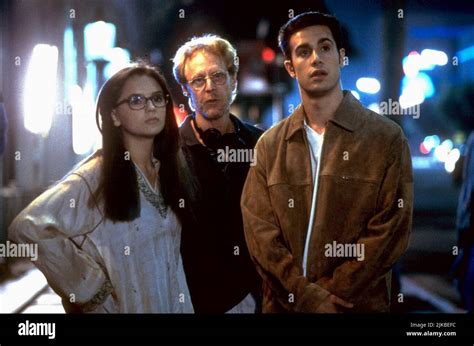 Rachael Leigh Cook Robert Iscove And Freddie Prinze Jr Film Shes All