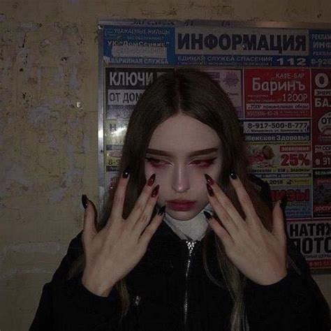 pin by elisabetj on 参考 in 2020 bad girl aesthetic dark aesthetic grunge photography