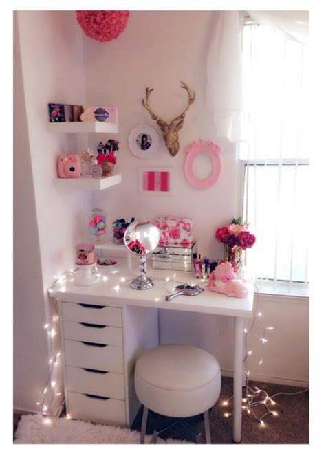 Makeup room @tatix #makeup #desk | Small bedroom storage ... 70+ small bedroom ideas that are big on style.