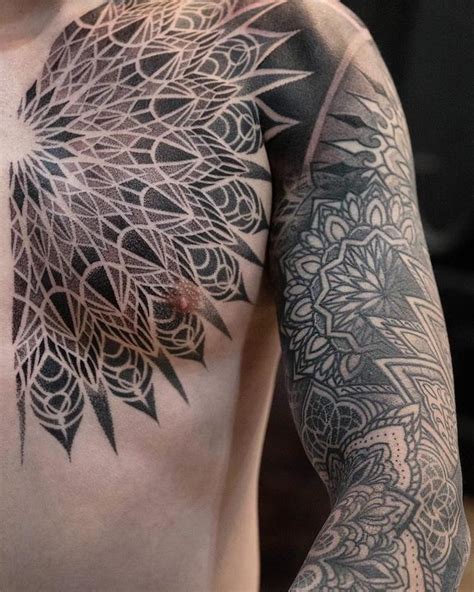 Tattoo Artist Turns Natures Geometric Patterns Into Intricate Mandalas