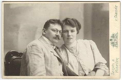 Podívejte se na názory a publikujte své vlastní názory v rámci největšího hodnocení lékařů v zemi české republice. Šechtl a Voseček: foto kategorie Příbuzní Boženy Němcové
