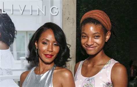 willow smith tells her mom she used to cut herself