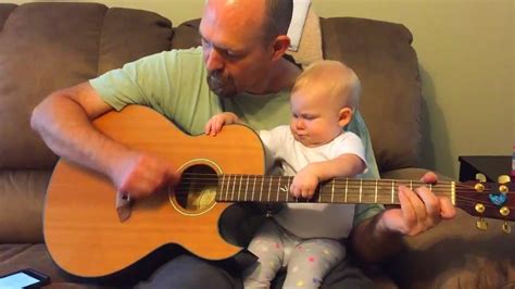Cutest Daddy Playing Guitar😋😋😋nette Baby Video Zusammenstellung Youtube