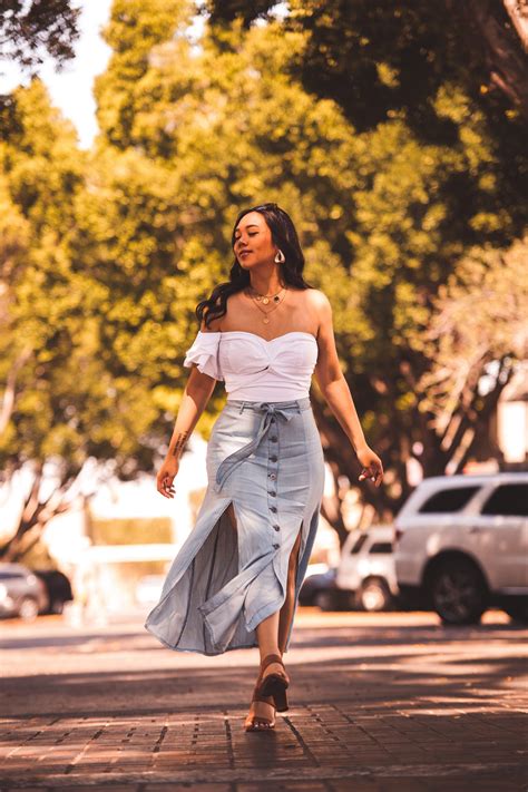 Alpha and maxis match are the main textures for cc including hair (including eyebrows), makeup, and skin tone. 5 Must-Have Types of Maxi Skirts For Summer - THE BALLER ...
