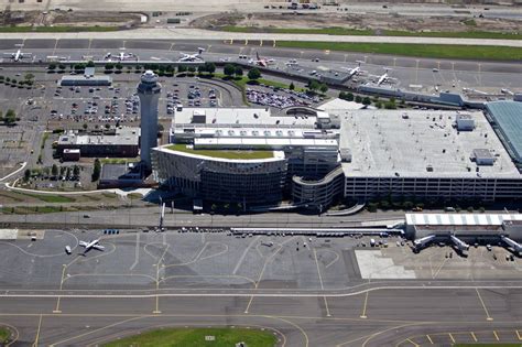 Portland International Airport Sets All Time Record In 2013 Serving 15