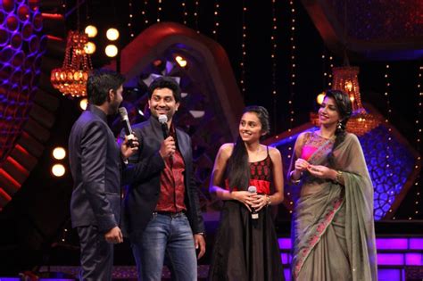 See how to vote for the contestants online via google search. Airtel Super Singer 5 Semi Final Round On Star Vijay TV
