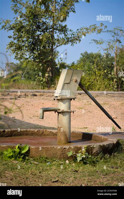 Old Hand Operated Water Pump In Rural India Stock Photo Alamy