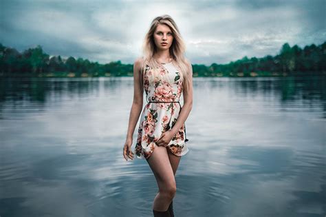 Pictures Blonde Girl Angy Alone On The Lake Lods Franck Girls Gown