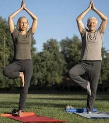 Yoga Oefeningen Voor Ouderen Voordelen Voorbereidingen En Bewegingen