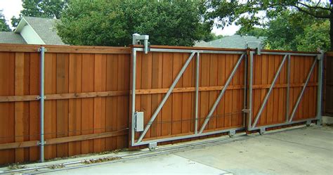 Wood Privacy Fence Gates Interesting Ideas For Home