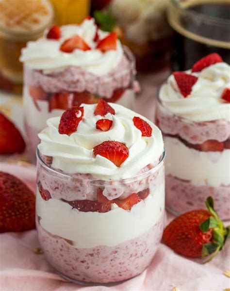 Fast Food Strawberries And Cream Overnight Oats Strawberries And Hot Sex Picture