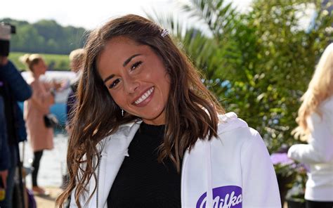Sarah lombardi (28) ist sauer. Ups! Sarah Lombardi stand vor verschlossener Tür