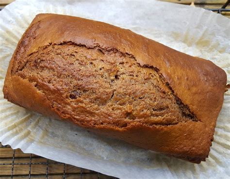 A quick and easy recipe for a soft, spongy & delightful cake. Banana and walnut loaf | Cake servings, Roasted walnuts ...