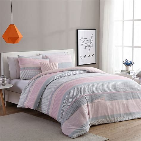 Vcny Home Stockholm Duvet Cover Set In Pinkgrey Bed Bath And Beyond