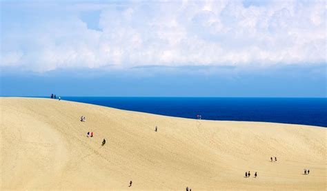 Desert Adventures Visiting Japans Tottori Sand Dunes Japan Cheapo