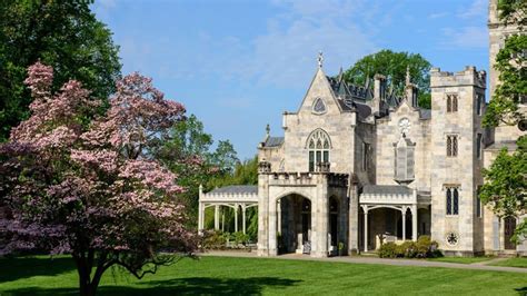 Explore The Estate Lyndhurst Mansion