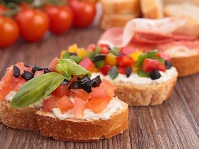 I always use a very small bowl to make it in (one my toddler's plastic bowls), but you will not believe how decedant this dessert is for 135 calories! Mellow Mushroom's Bruschetta Copycat | Recipe | Healthy appetizers, Grape appetizers, Low ...