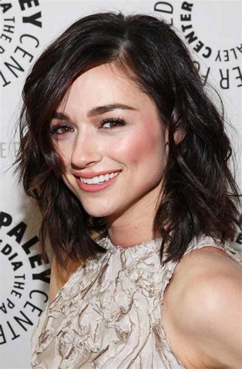 Dark hair colors don't mean just going for darker shades and this season beckons for deep tones and rich shading. Cute Medium Short Haircuts | Short Hairstyles 2017 - 2018 ...