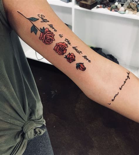 Selbstliebe Tattoo Mit Einer Blühenden Rose 🥀 🥀 Plastische C Tattoos