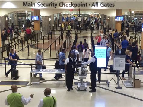 Atlanta Airport Checkpoint Chaos Man Grabs Gun It Goes Off