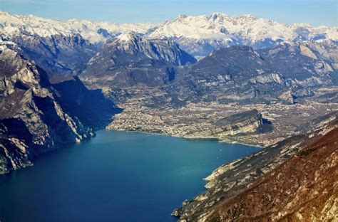 7 Reasons Why Lake Garda Italy Should Be On Your Bucket List