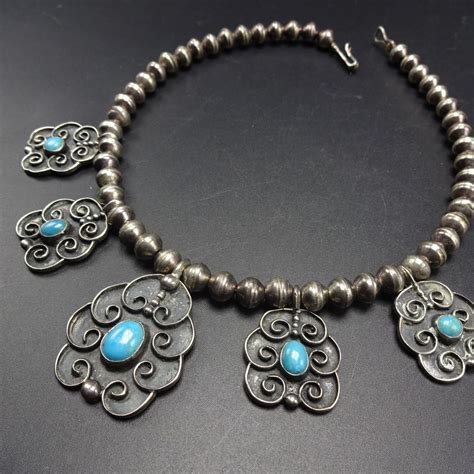 Vintage NAVAJO Sterling Silver TURQUOISE Choker NECKLACE Strand Of