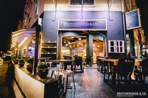 Kedai lampu shah alam seksyen 7. Tempat Makan Di Shah Alam: BrotherHood & Co. Seksyen 7 ...