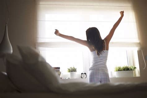 People Who Wake Up Early Make More Money And Have Higher Job