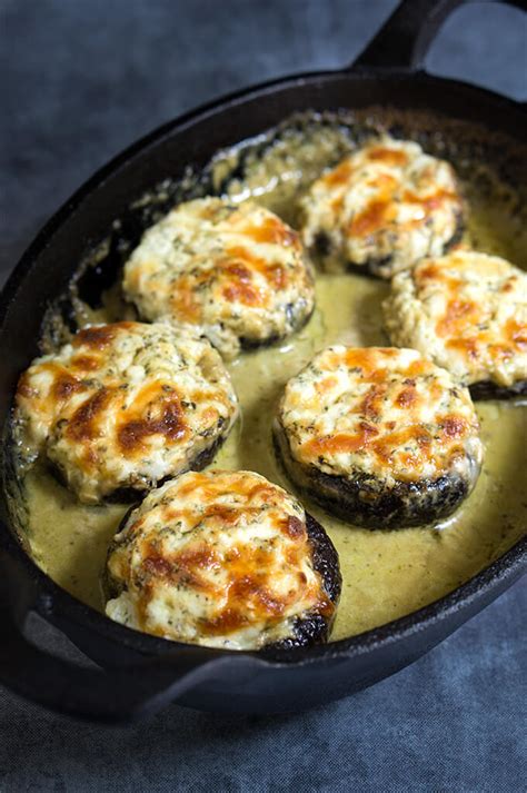 While chicken is baking, add onion to the skillet and cook for 2 minutes, stirring constantly to deglaze pan. Stuffed mushrooms in creamy pesto sauce - Viktoria's Table