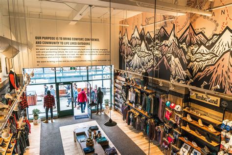 Smartwool Banff | Goods for the Greater Good | whererockies.com