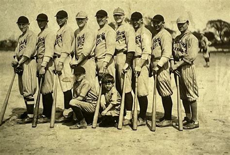 Lot Antique C 1890 Baseball Team Standing W Bats Albumen Cabinet