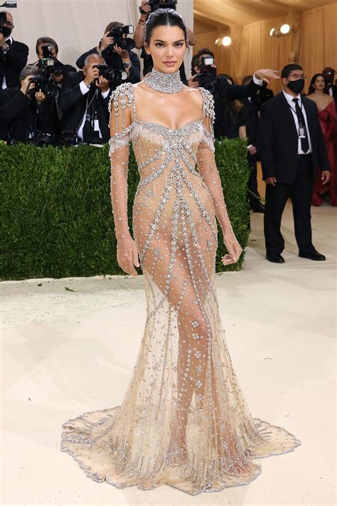 Glamour Se Outfits Met Gala Outfits Met Gala Dresses Best Kendall