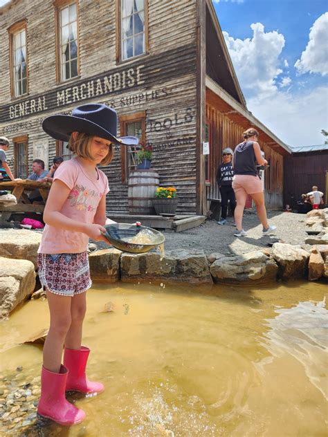 How to strike gold in Breckenridge: A guide to uncovering the town’s