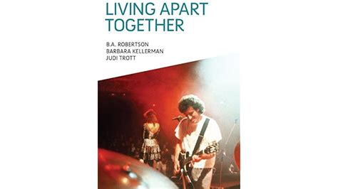 Official Living Apart Together 1982 PelÍcula Completa En Español Latino