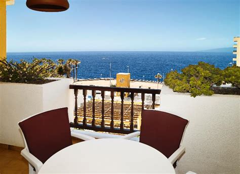 Las islas canarias son muy variadas y quizás tenerife es el más gran ejemplo de esa oferta de hoteles baratos en tenerife. APARTAMENTOS ALBATROS APARTMENTS Callao Salvaje - Tenerife