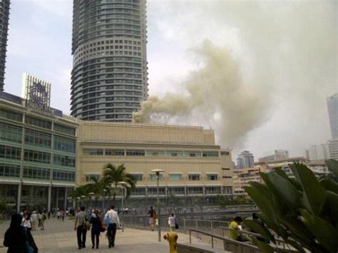 Our porno collection is huge and it's constantly growing. Gambar Bangunan Suria KLCC Terbakar! - AkuAnakLabuan™
