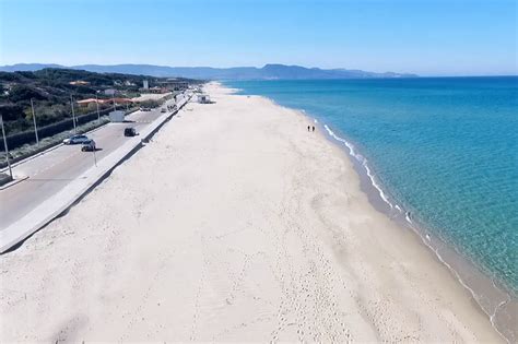 Video La Spiaggia Li Junchi Di Badesi