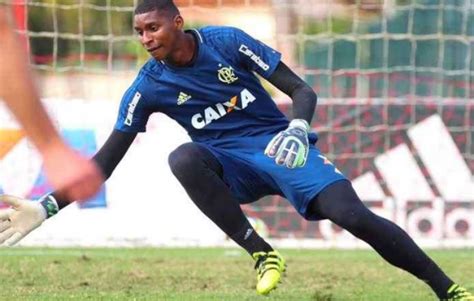 Game number in starting lineups: Hugo Souza encanta torcida do Flamengo - Fla hoje