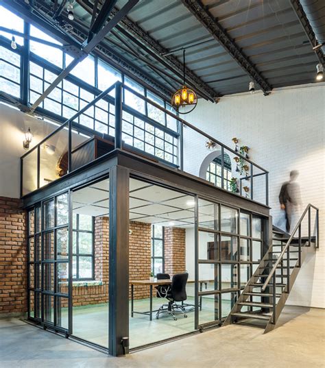 Studio Bipolar Converts Warehouse Into An Industrial Dream Office